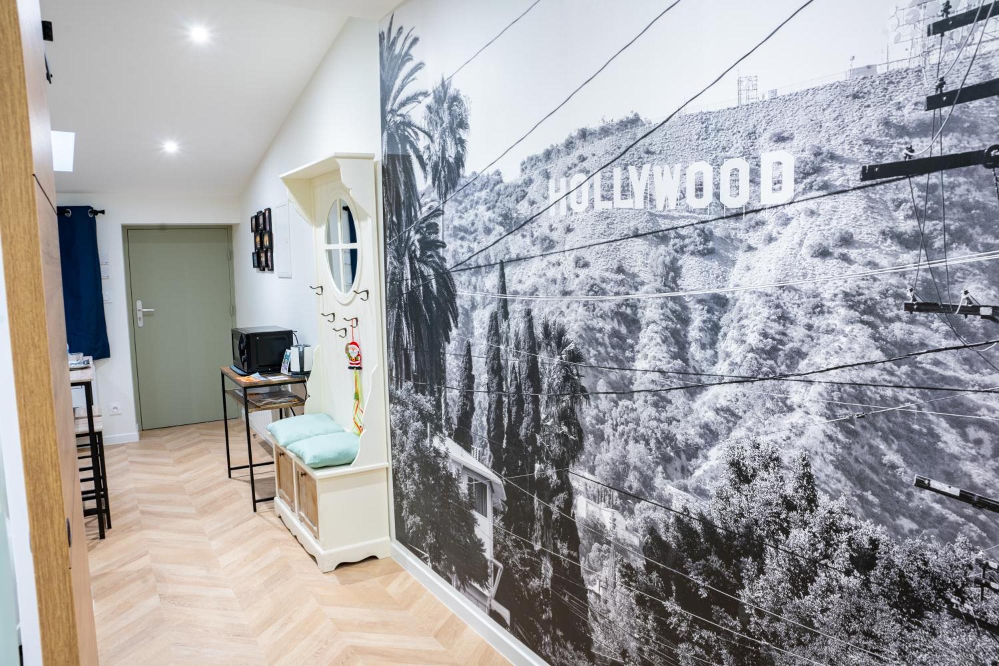 Food And Chill - Deux Appartements Hypercentre - 1 Theme Cinema - By Primo C0Nciergerie Tournus Exterior photo
